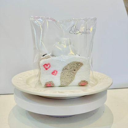 SQUEEZE TOAST ragdoll cat